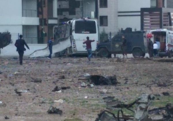 В Турции при взрыве погибли 5 военнослужащих